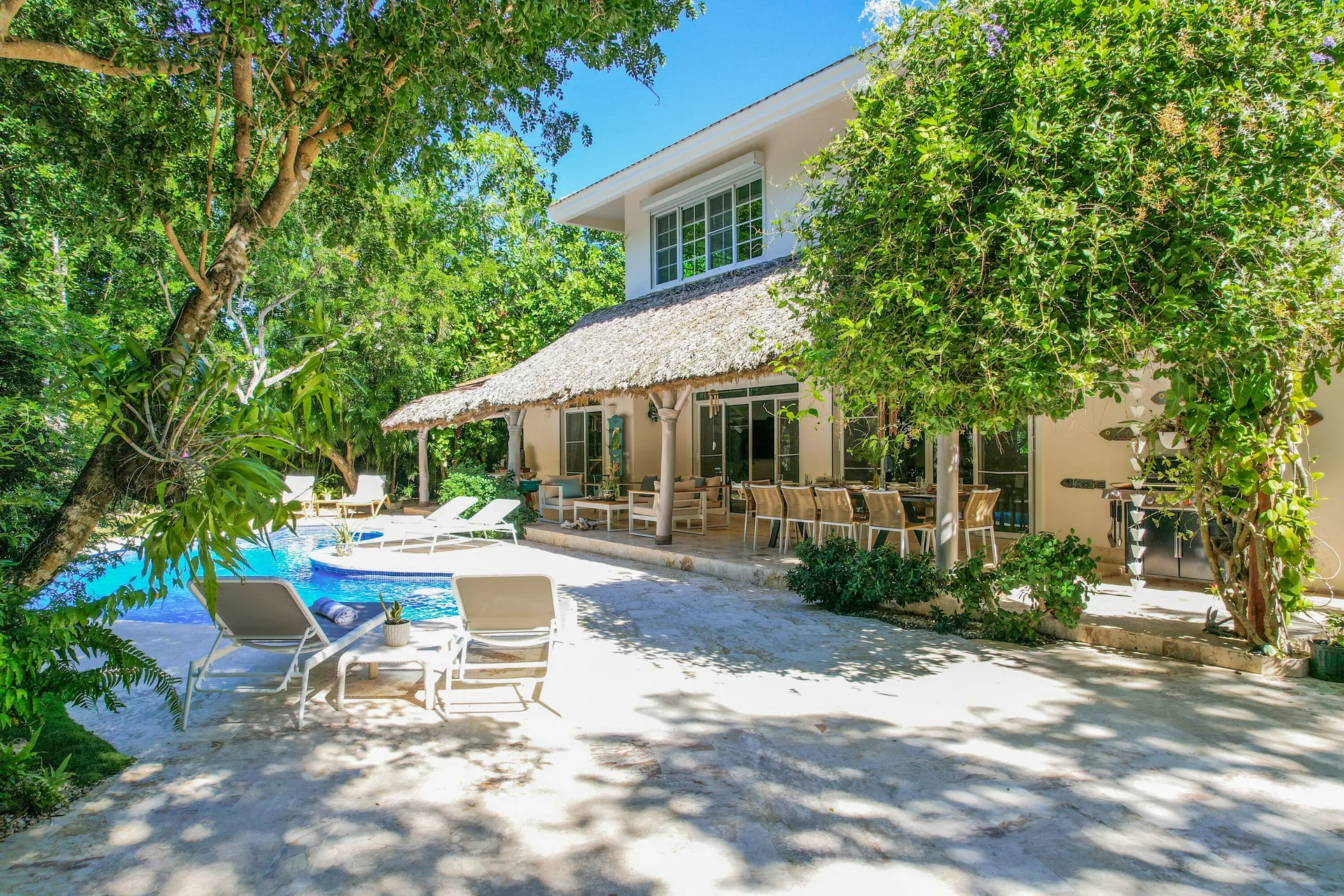 5BR Villa with Pool and Beach in Punta Cana private five-bedroom villa with beach access