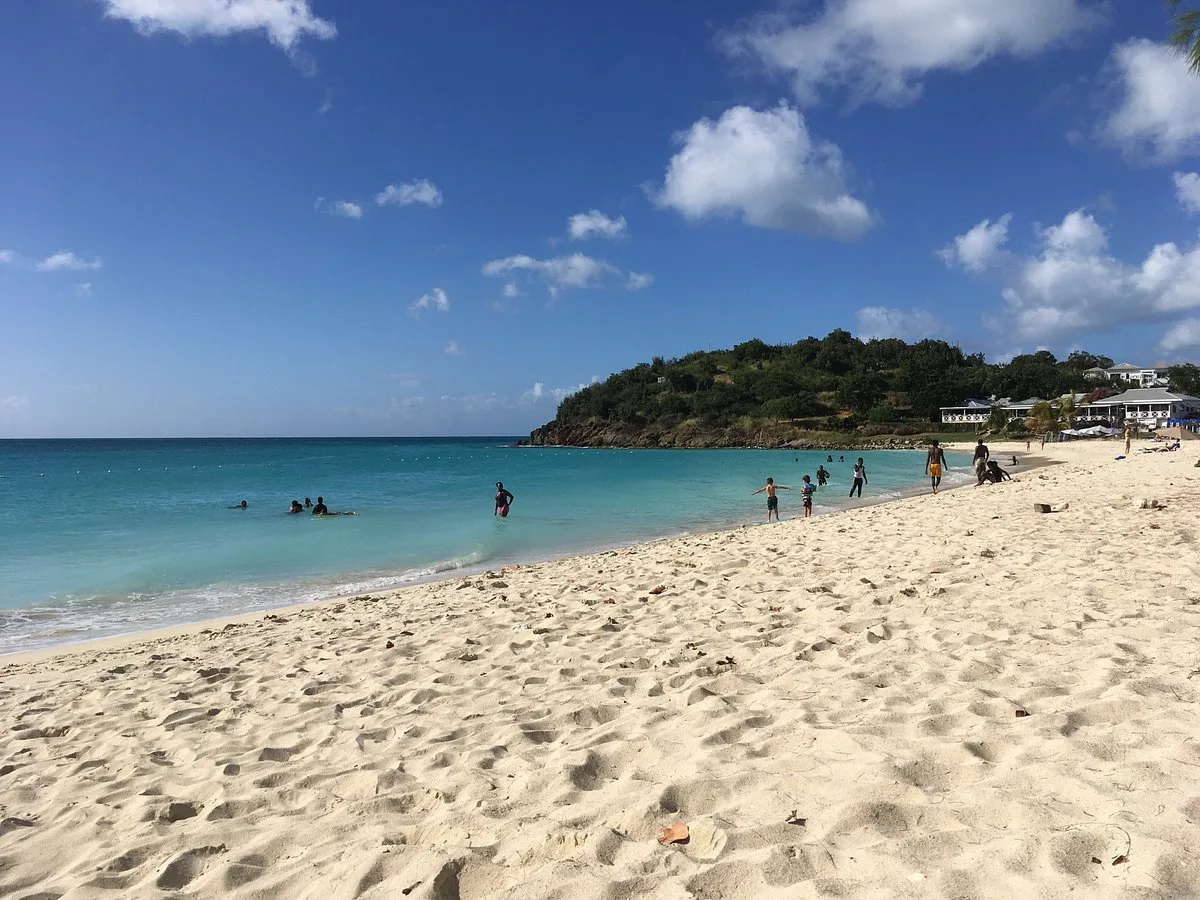 Little Ffryes Beach 5 Min Drive