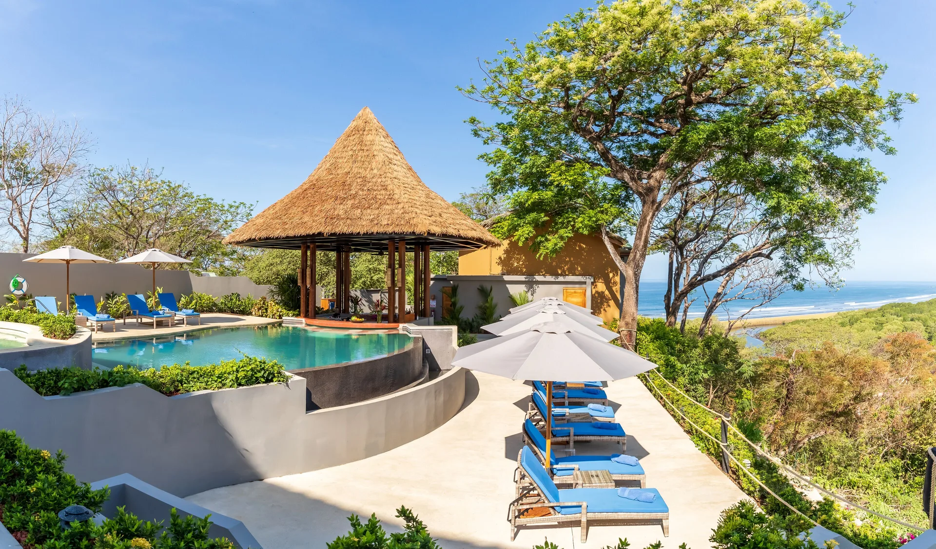 Hotel Boutique Lagarta Lodge Nosara nature retreat with ocean views and wildlife-focused setting