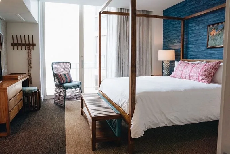 Signature Two Bedroom Suite Official 5