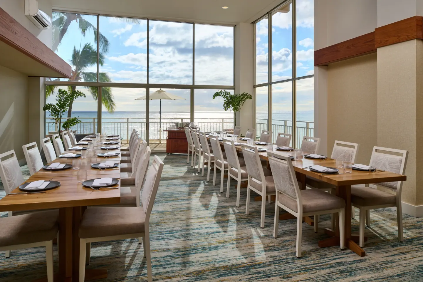 Kapua Lounge Venue at Kaimana Beach Hotel