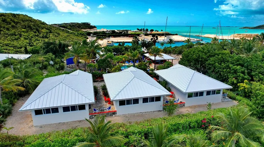 Harbour Club Marina 5 Min Drive