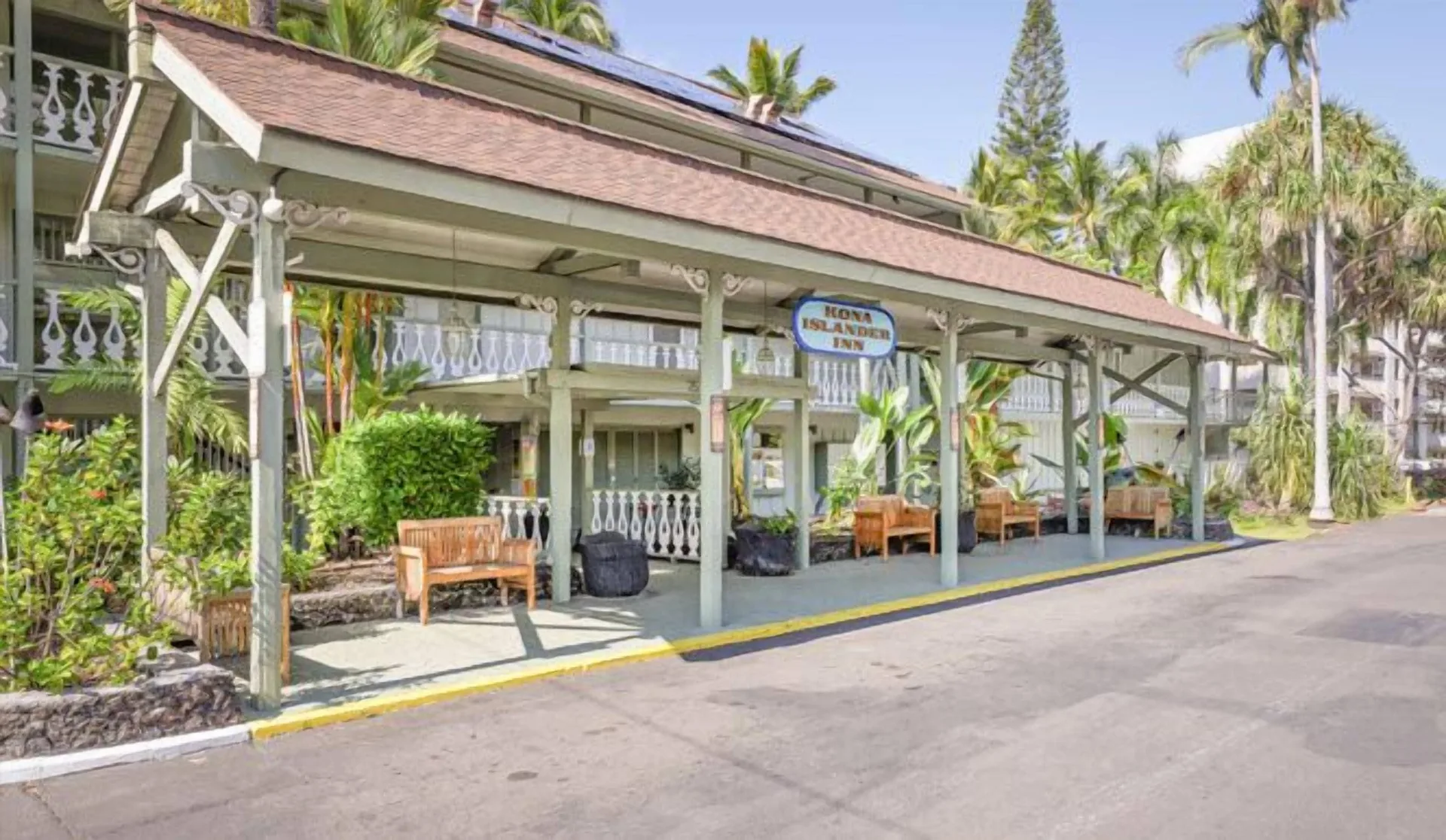 Kona Islander Vacation Club casual Kailua-Kona vacation stay with garden setting