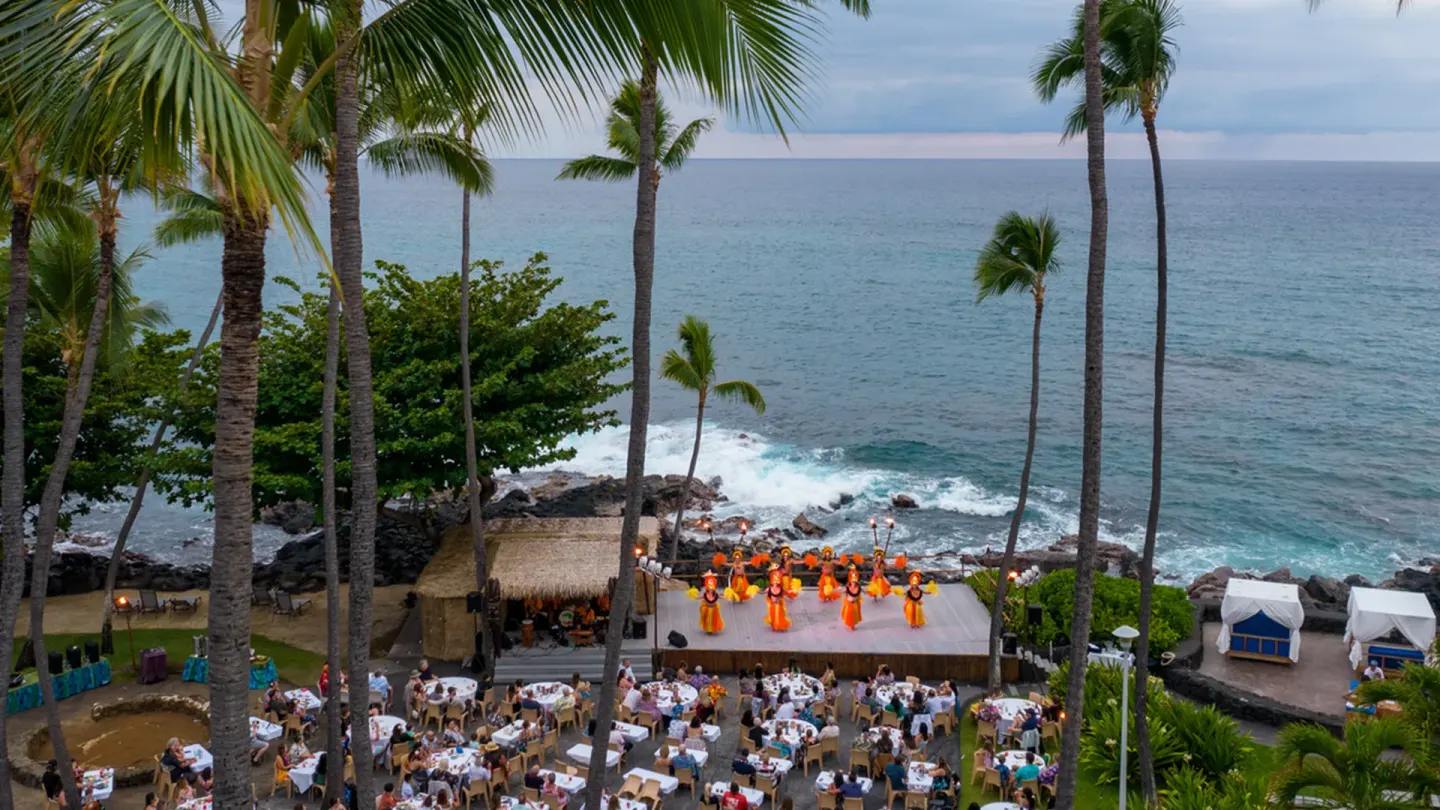 Haleo Luau 20 Min Walk