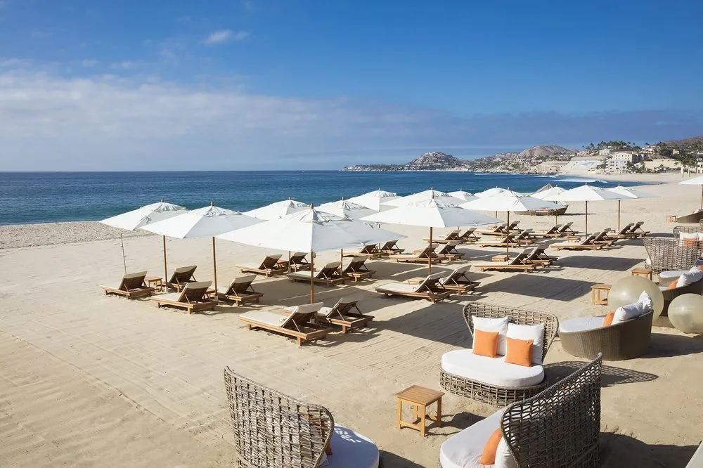 Deluxe Palmilla Room Official 5