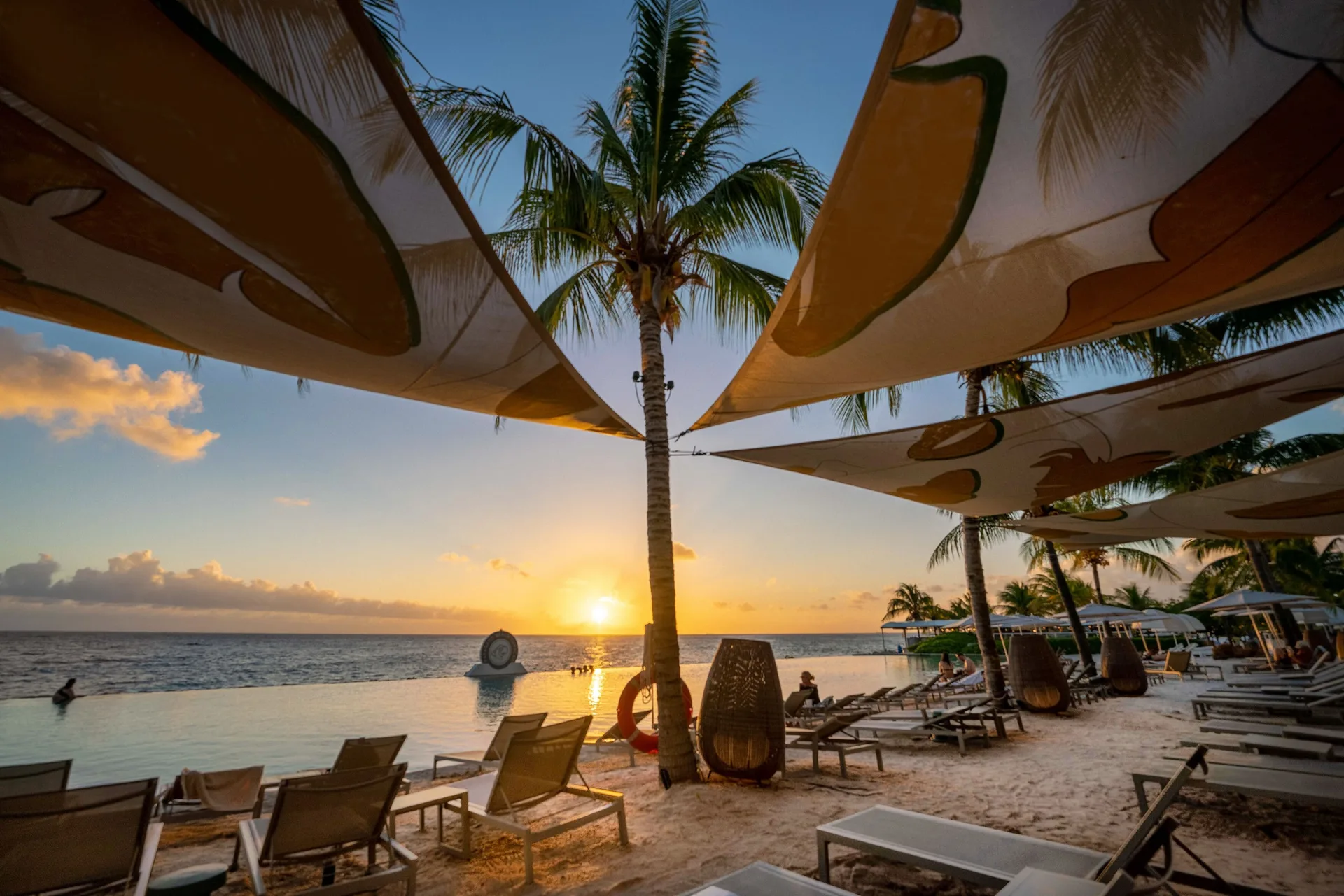 Papagayo Beach Hotel Curacao modern beach hotel with Jan Thiel location and oceanfront pool scene