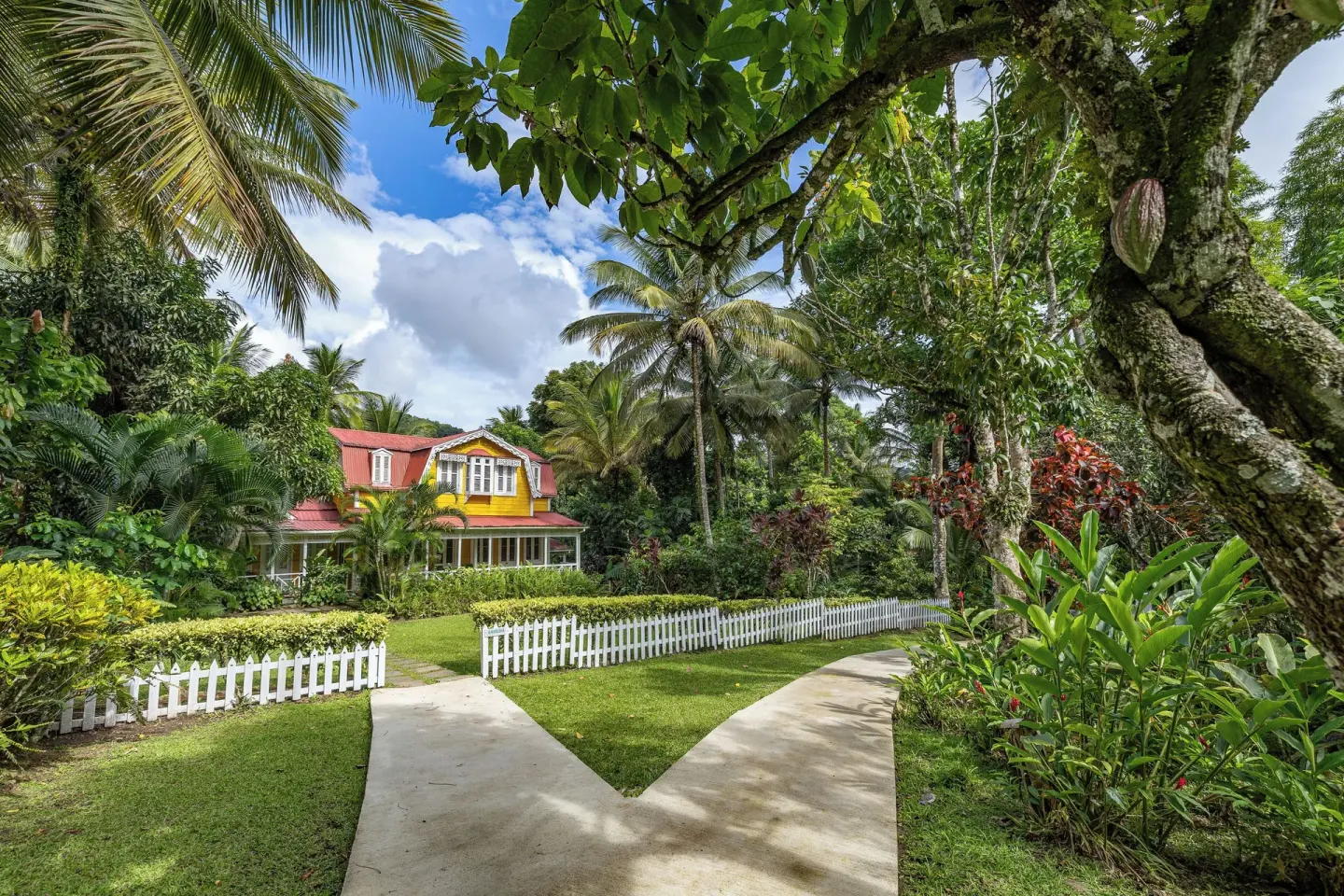 Fond Doux Estate 1 Min Drive
