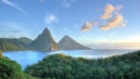 Windward Islands 1 Min Walk
