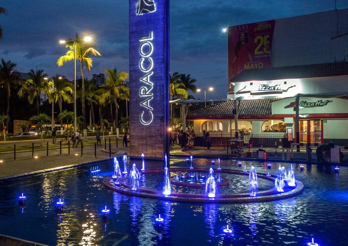 Plaza Caracol 10 Min Walk