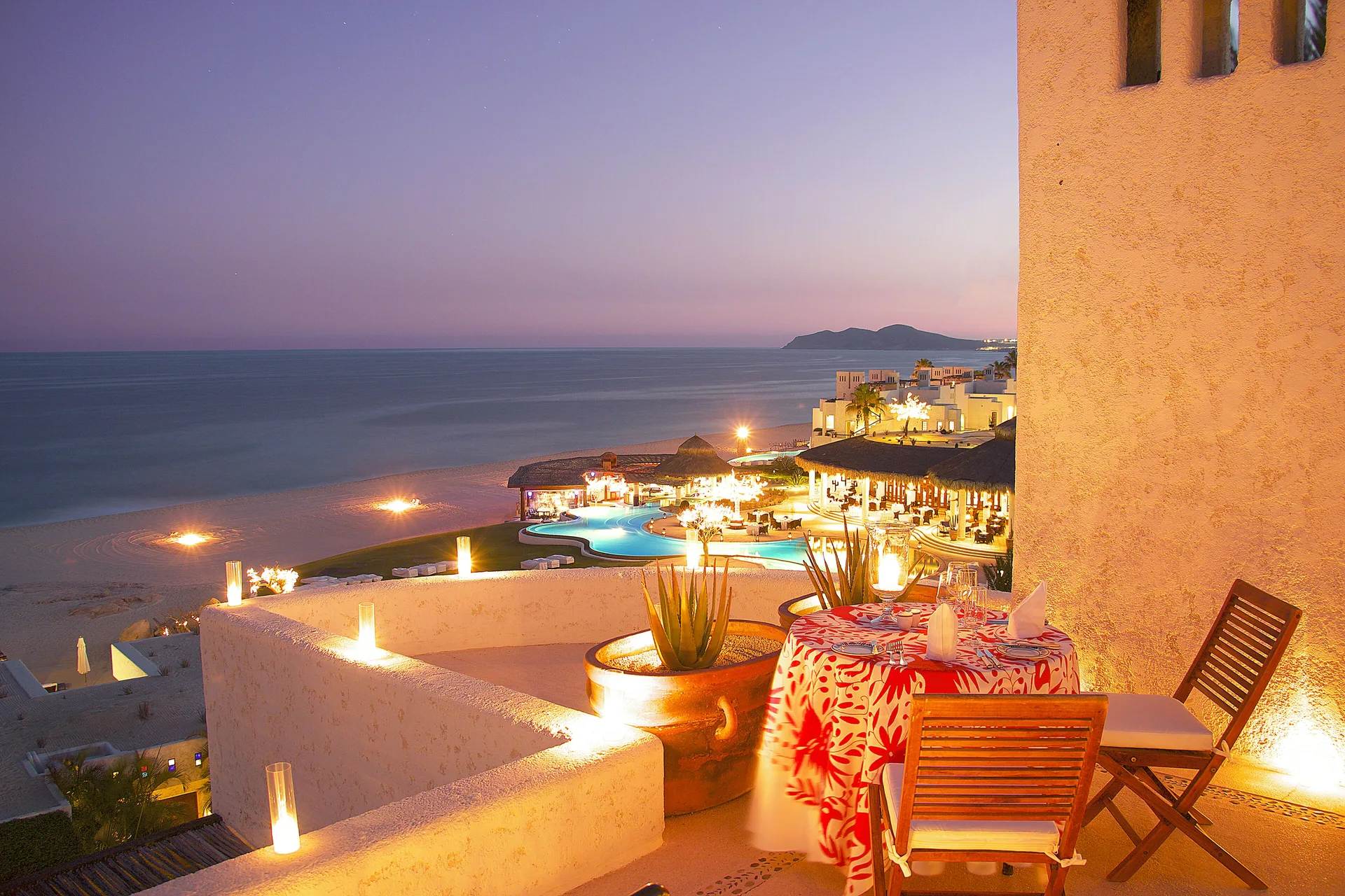 Ocean View Rooftop Terrace Jr Suite dining terrace at Las Ventanas al Paraiso.