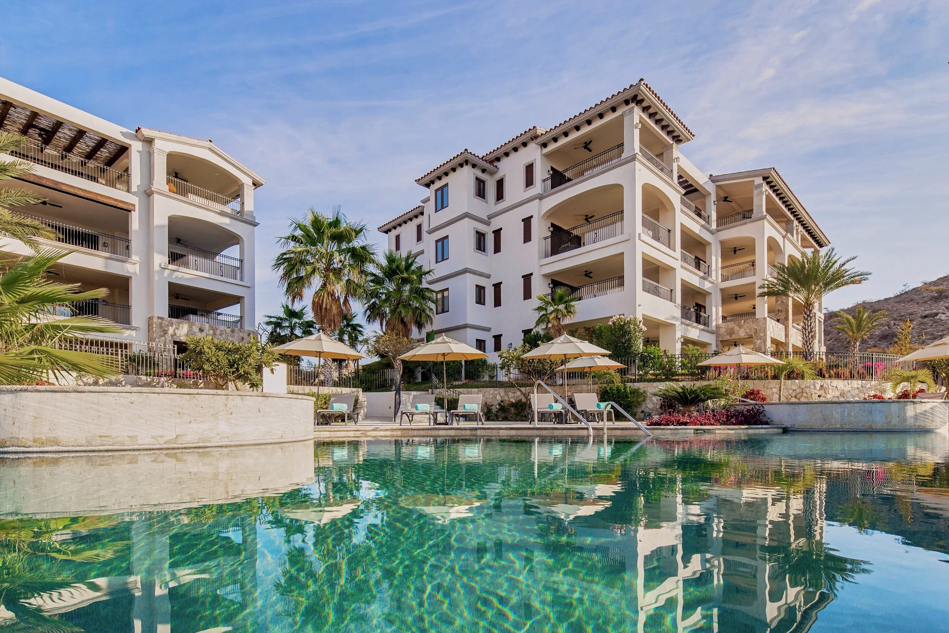 Live Aqua Private Residences Los Cabos resort