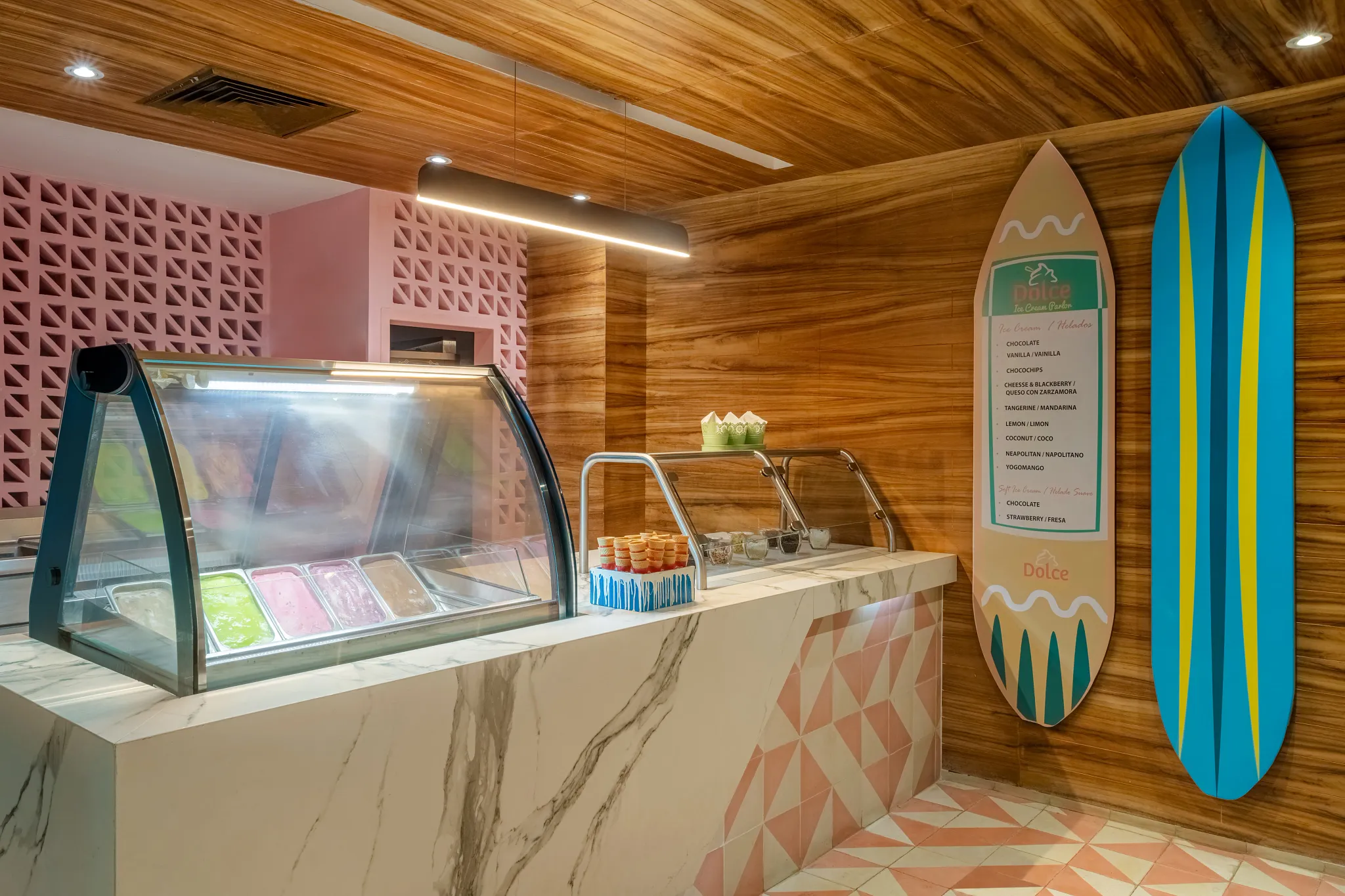 Dolce ice cream parlor at Dreams Acapulco Resort & Spa with homemade gelato and sweet treats for families