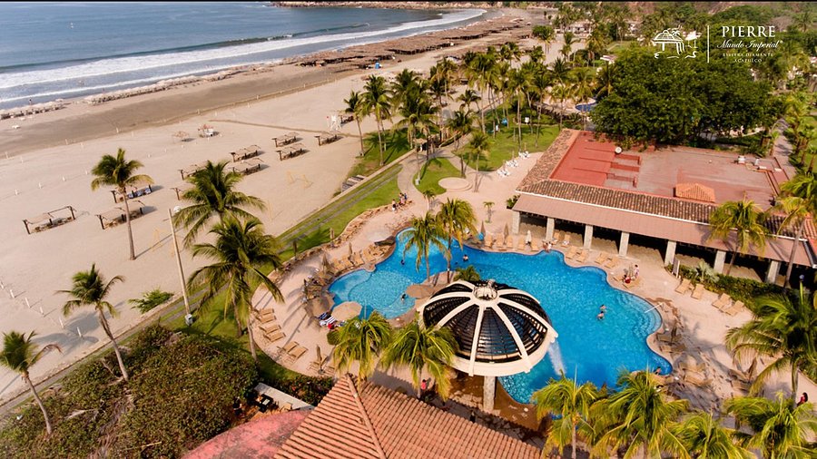 Pierre Mundo Imperial Acapulco luxury hotel with dramatic cliff views, elegant pools, and upscale accommodations in Acapulco's Diamante zone.