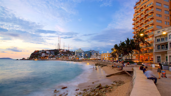 Olas Altas Beach scenic shoreline and waves near Dreams Estrella del Mar Mazatlán Golf & Spa Resort