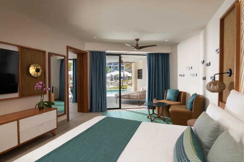 Preferred Club Master Suite Swim Out bedroom with furnished terrace and pool access at Dreams Macao Beach Punta Cana.