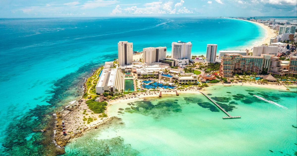 Hyatt Ziva Cancun all-inclusive resort in Cancun Hotel Zone with oceanfront infinity pools and panoramic Caribbean views.