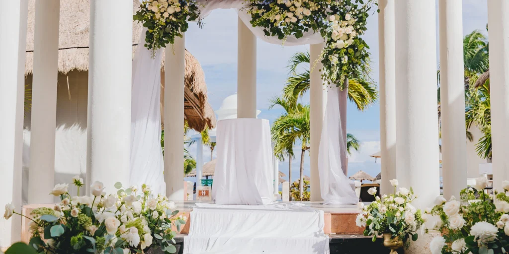Wedding Gazebo venue overlooking the Caribbean Sea at Dreams Sapphire Resort & Spa