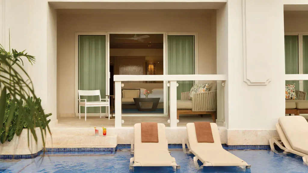 Swim-Up Junior Suite Double terrace with direct access to the pool at Hyatt Zilara Rose Hall.