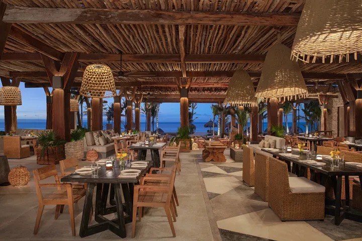 Seasoul seafood restaurant at Secrets Moxché Playa del Carmen featuring fresh coastal cuisine and Caribbean flavors