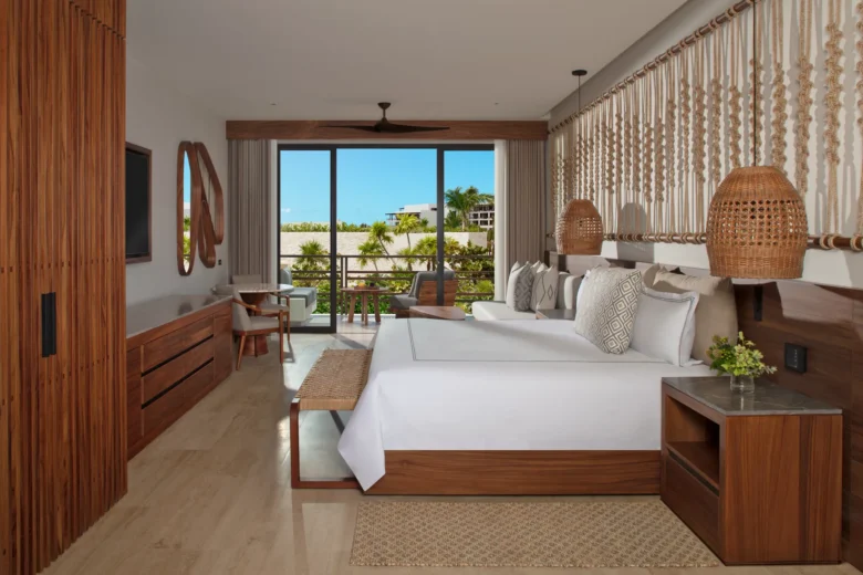 Rooms & Suites - Secrets Playa Blanca Costa Mujeres