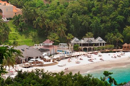 BodyHoliday Saint Lucia wellness-focused all-inclusive resort with spa treatments, fitness programs, and Caribbean beachfront.