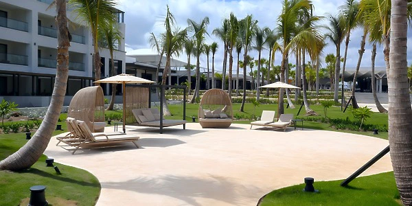 Garden Oasis wedding venue at Secrets Tides Punta Cana with intimate garden ceremony setup