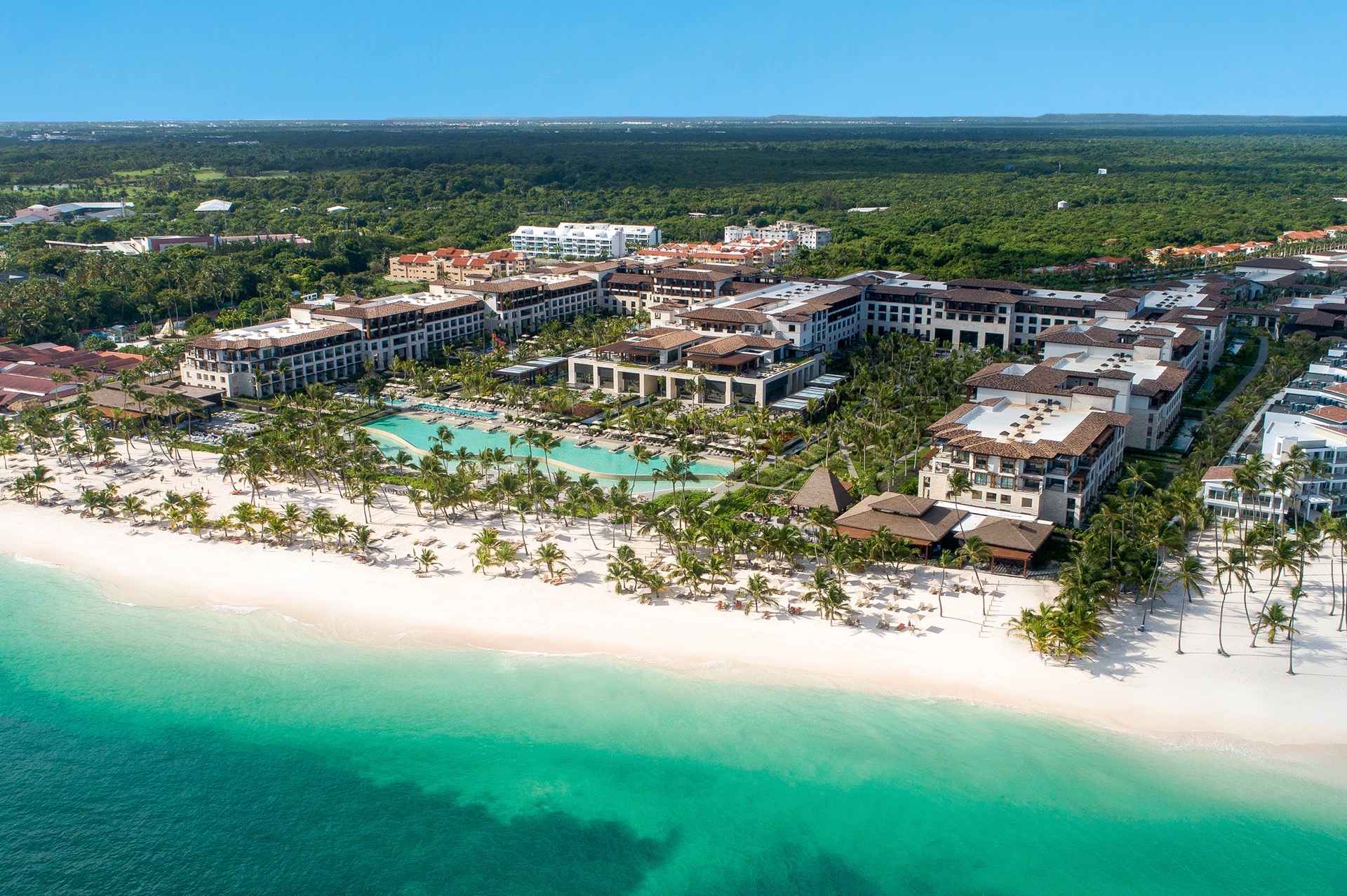 Lopesan Costa Bávaro Resort Spa & Casino luxury all-inclusive resort with expansive pools, casino, and family amenities on Bávaro Beach, Punta Cana.