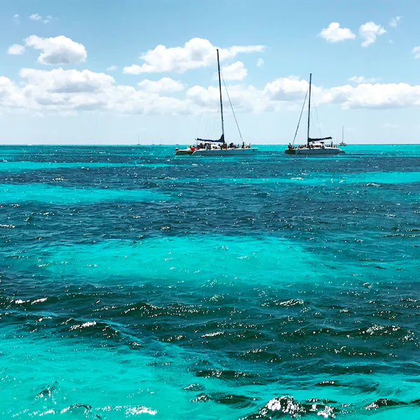 West Coast of Isla Mujeres Punta Cancun and Punta Nizuc National Park near Zoëtry Villa Rolandi with protected marine park views and reef landscapes