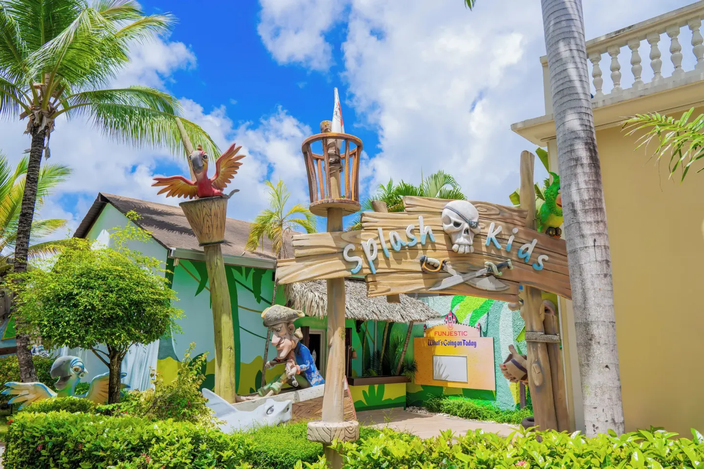 The Splash Kids entrance sign with pirate figures at Majestic Mirage Punta Cana.