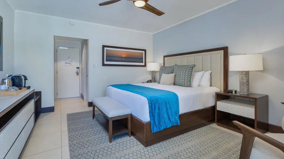 Deluxe Ocean Front Room Official 3