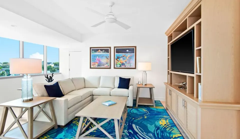 Marina Suite One Bedroom Official 5