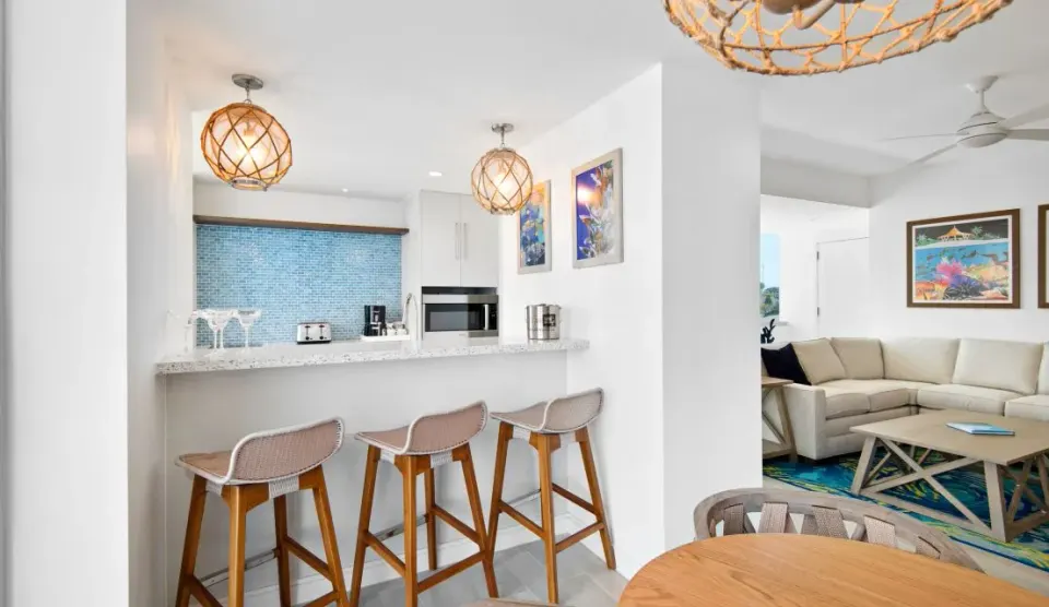 Oceanfront One Bedroom Residence Official 4