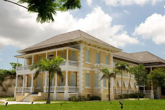 National Art Gallery Of The Bahamas 5 Min Walk