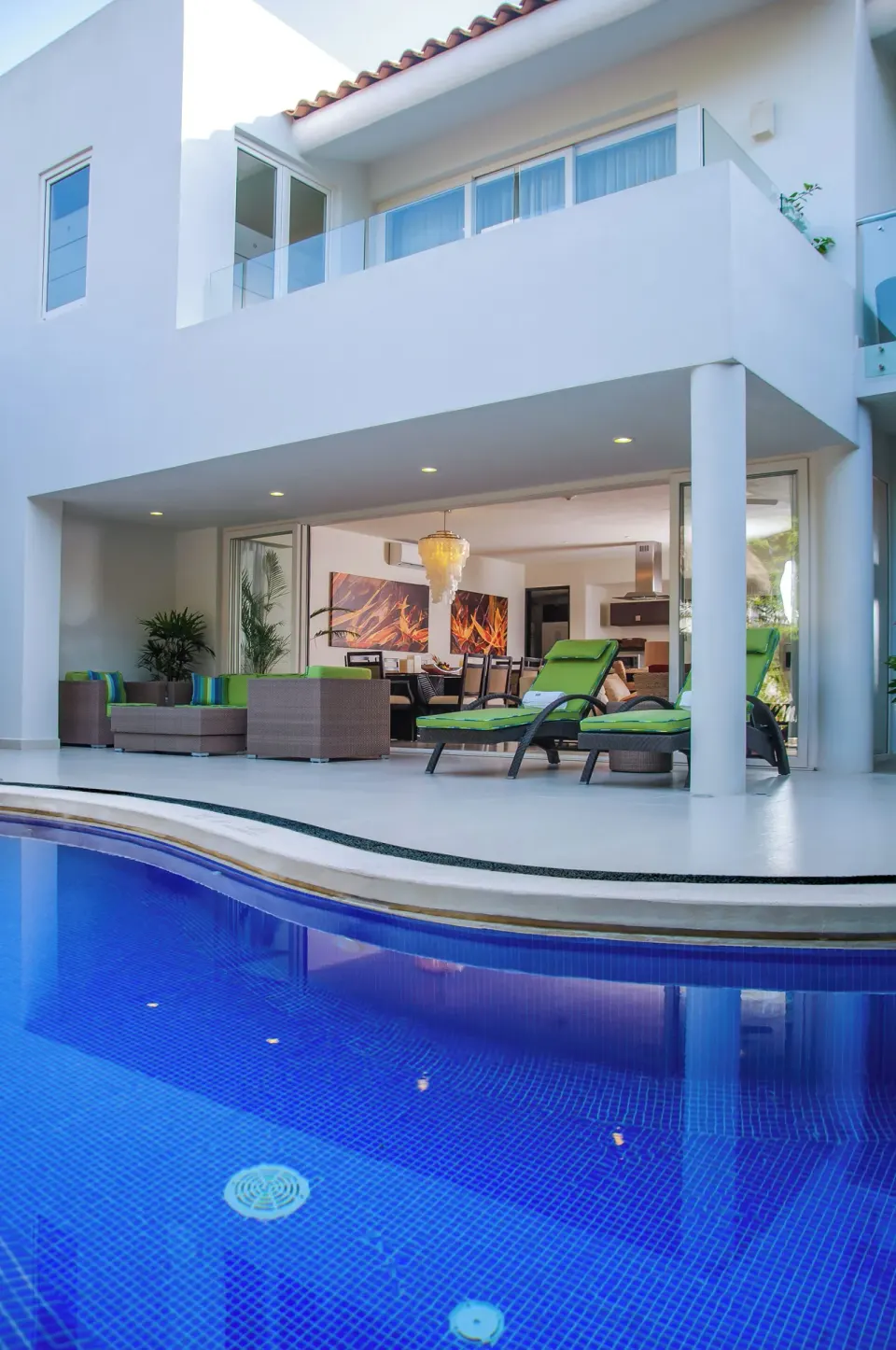 Three-Bedroom Villa exterior patio with private pool at Marival Distinct World Spa.
