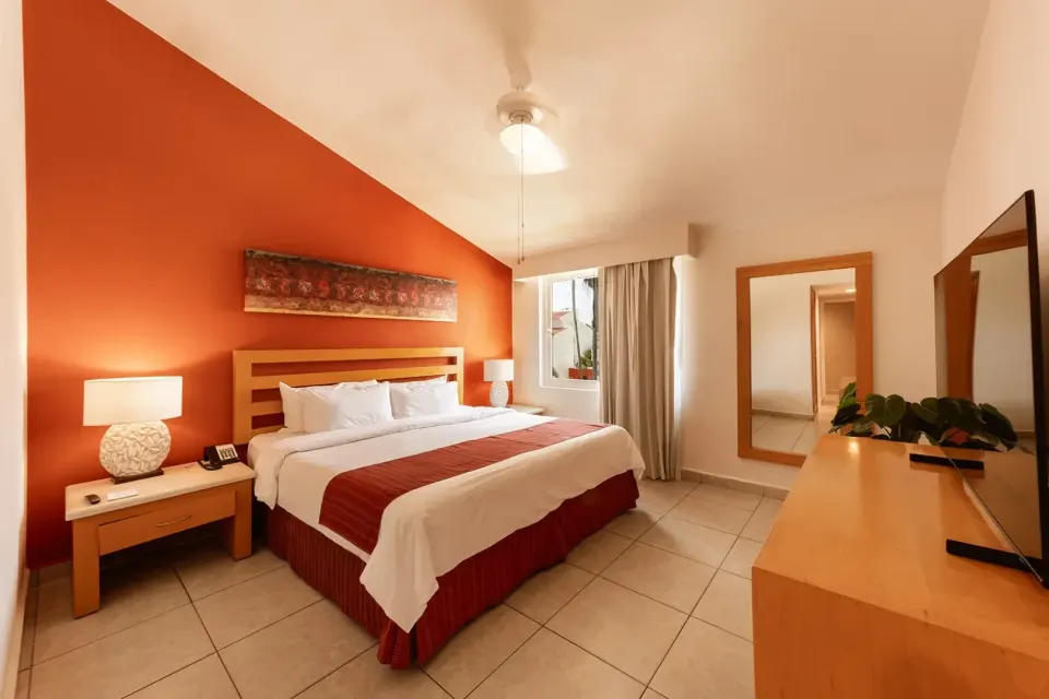 Emotions Select Two Bedroom Suite 2 Bedroom Select Suite Official 3