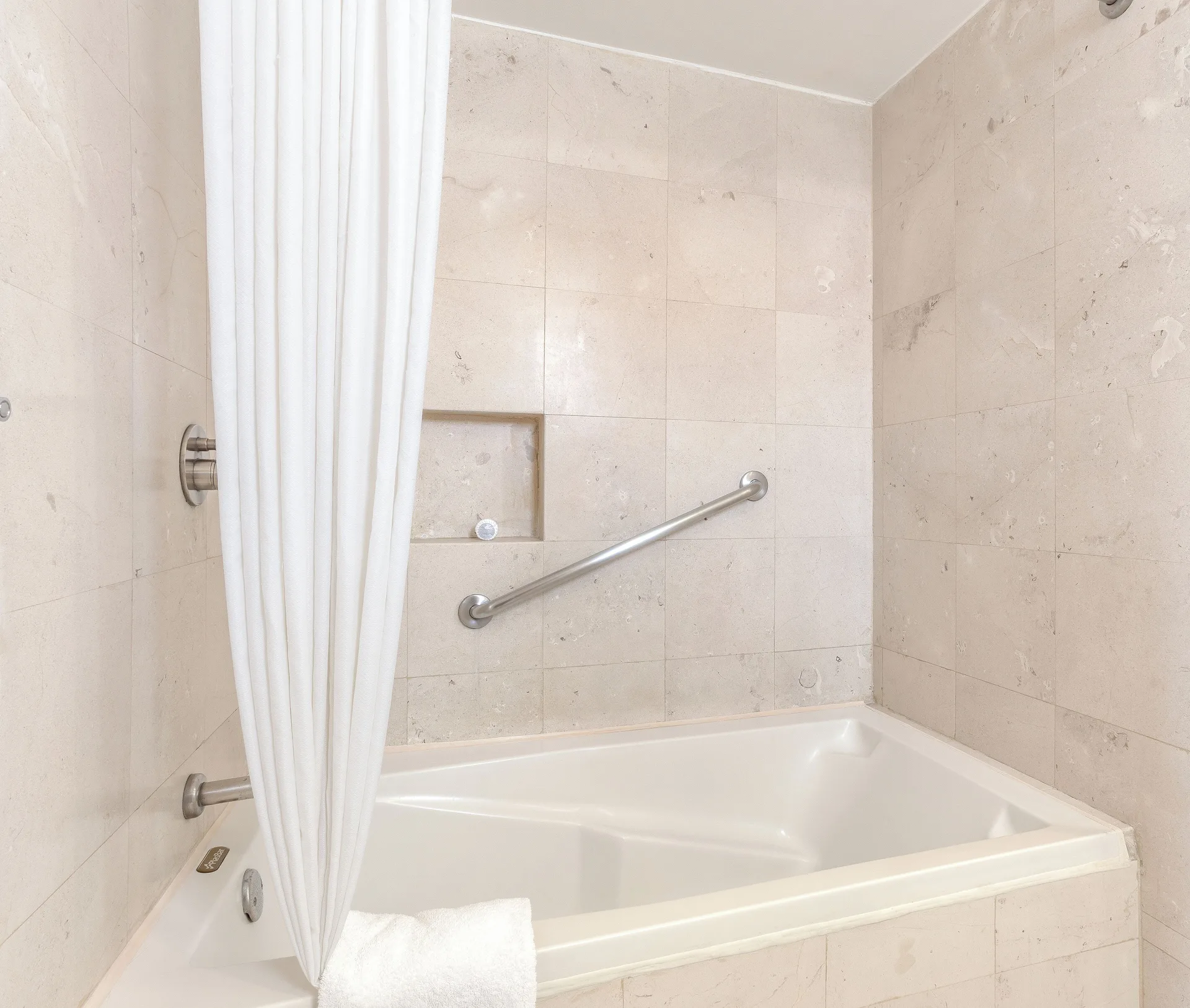 Emotions Select Two-bedroom Suite Oceanfront bathroom with luxury tub at Marival Emotions Resort in Riviera Nayarit.