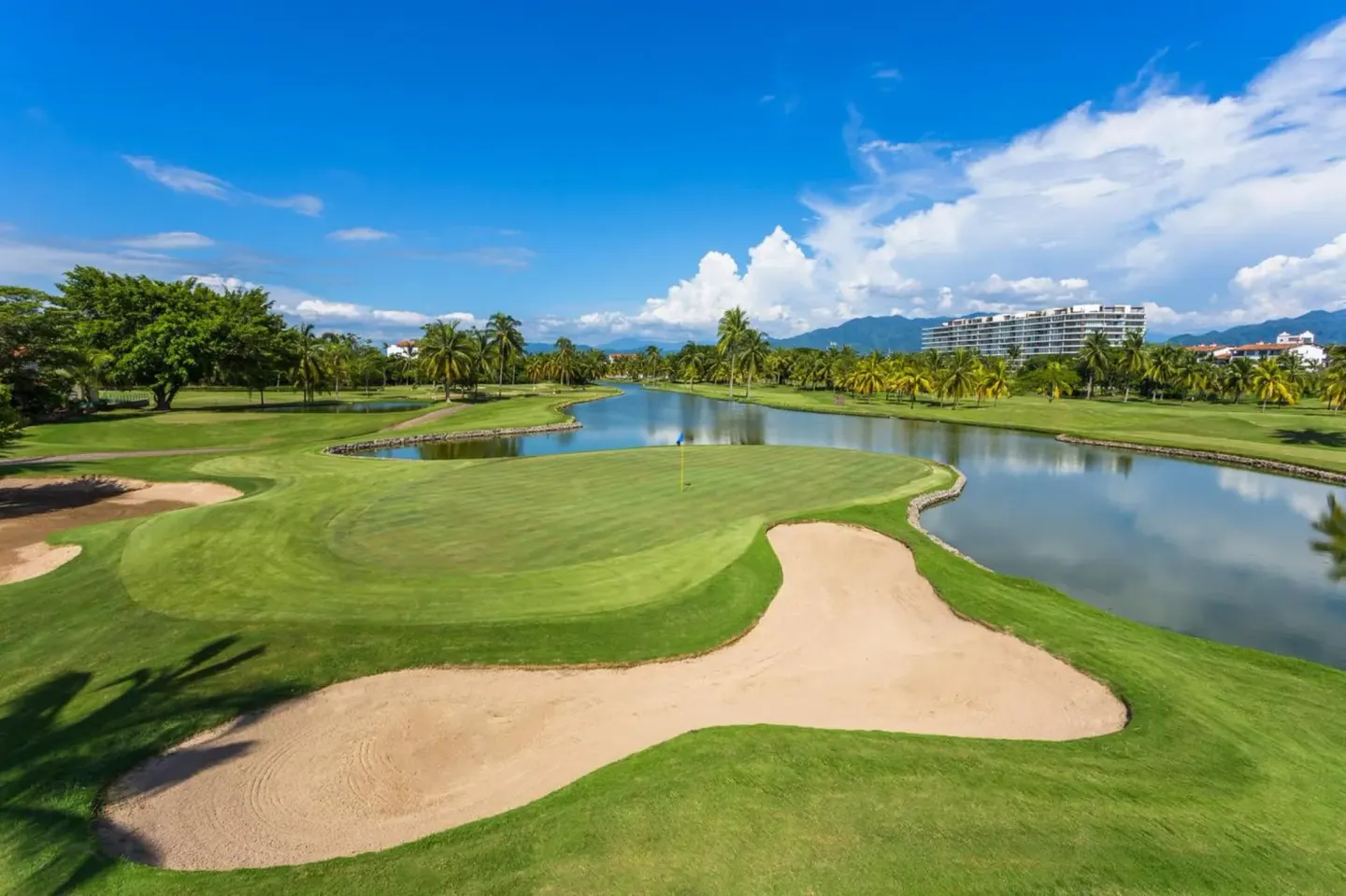 Marina Vallarta Golf Club 1 Min Walk