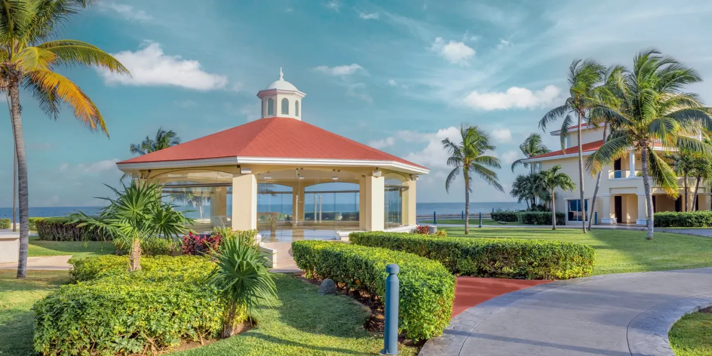 Meditation Garden Venue at Moon Palace Cancun