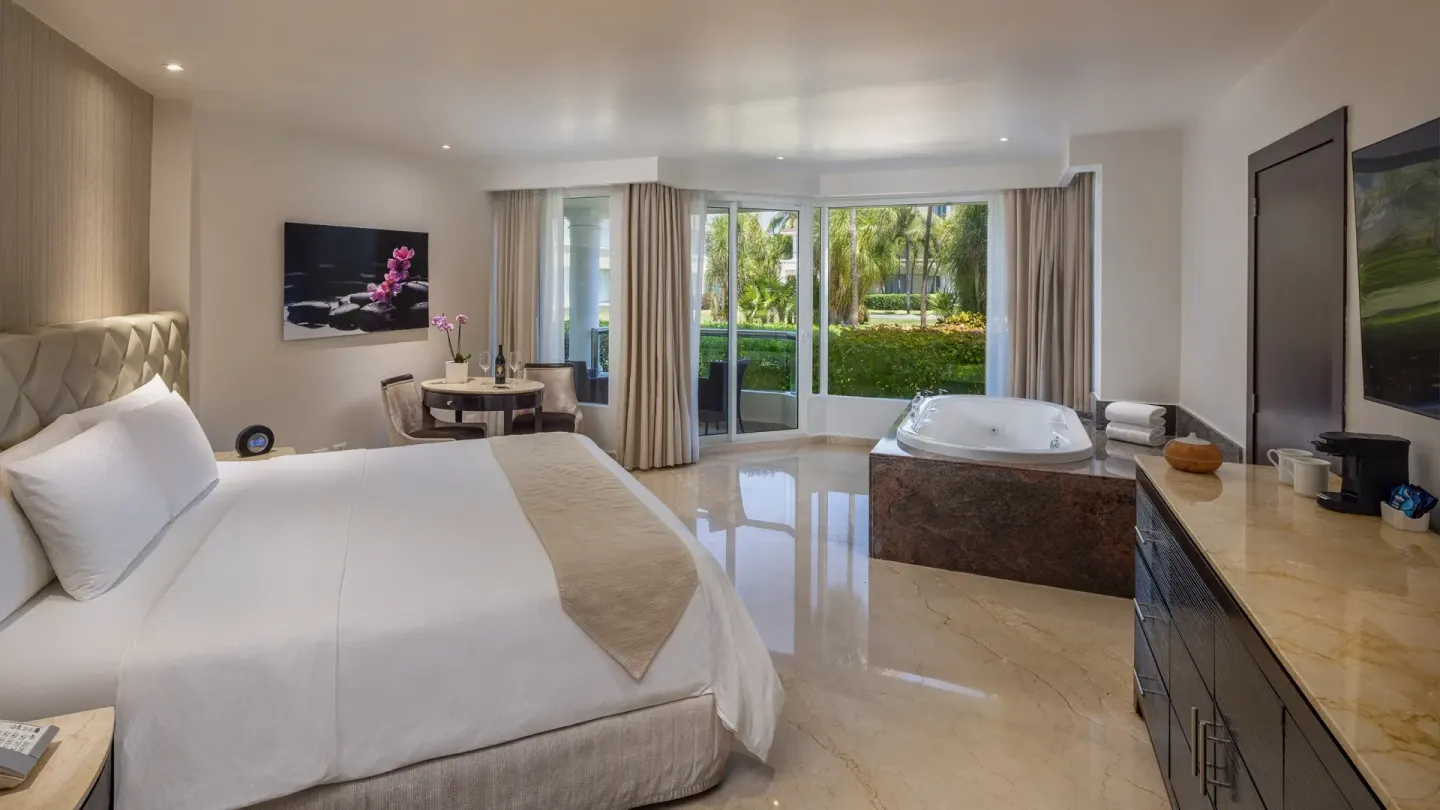 Superior Family Deluxe Room Official 2