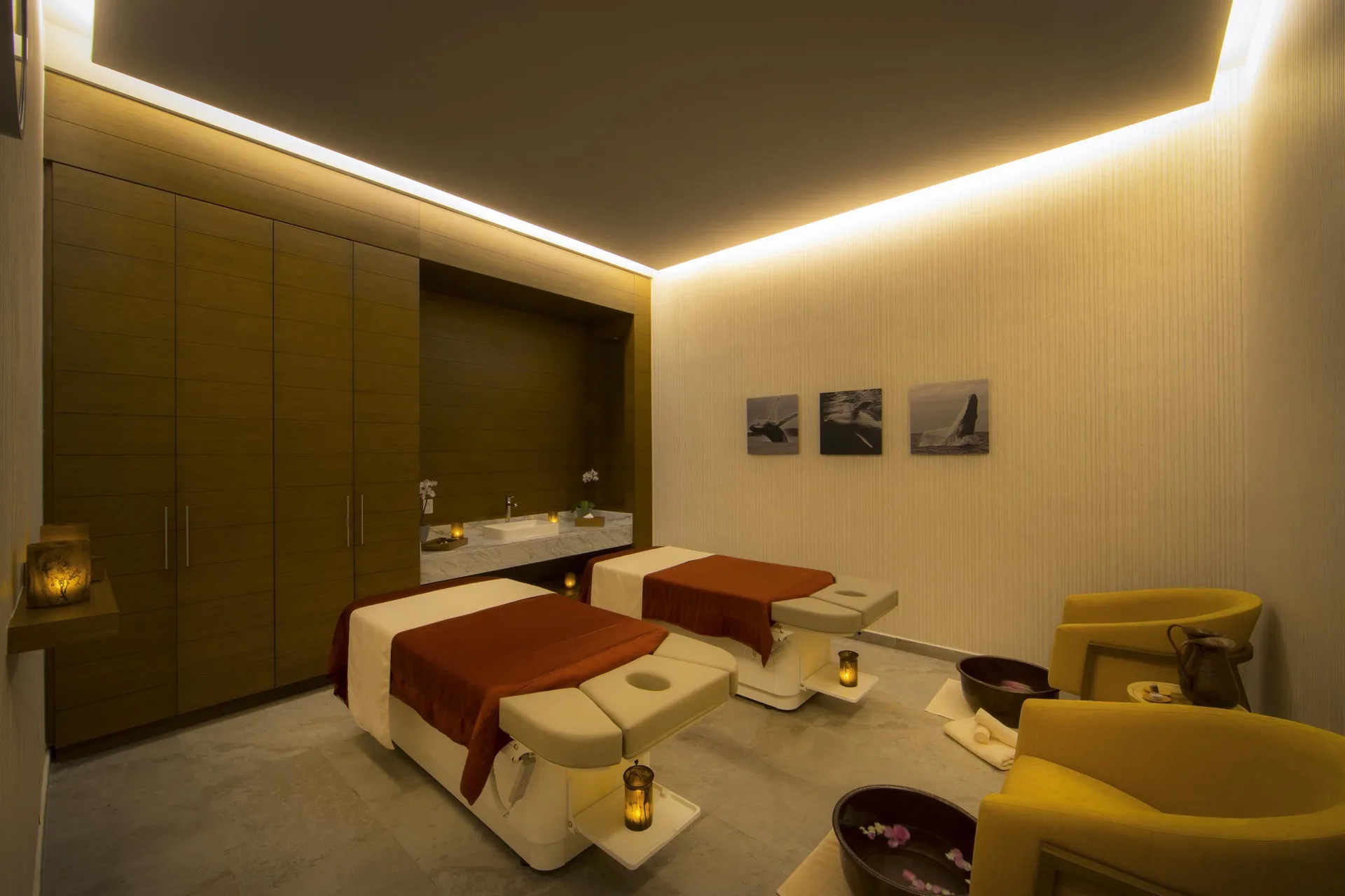 Spa treatment room with two massage tables at Moon Palace The Grand Cancun.