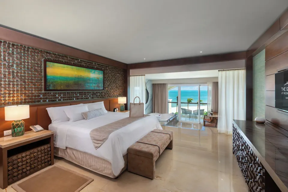 Grand Villa Four Bedroom king bed with balcony and ocean view at Moon Palace The Grand Cancun.