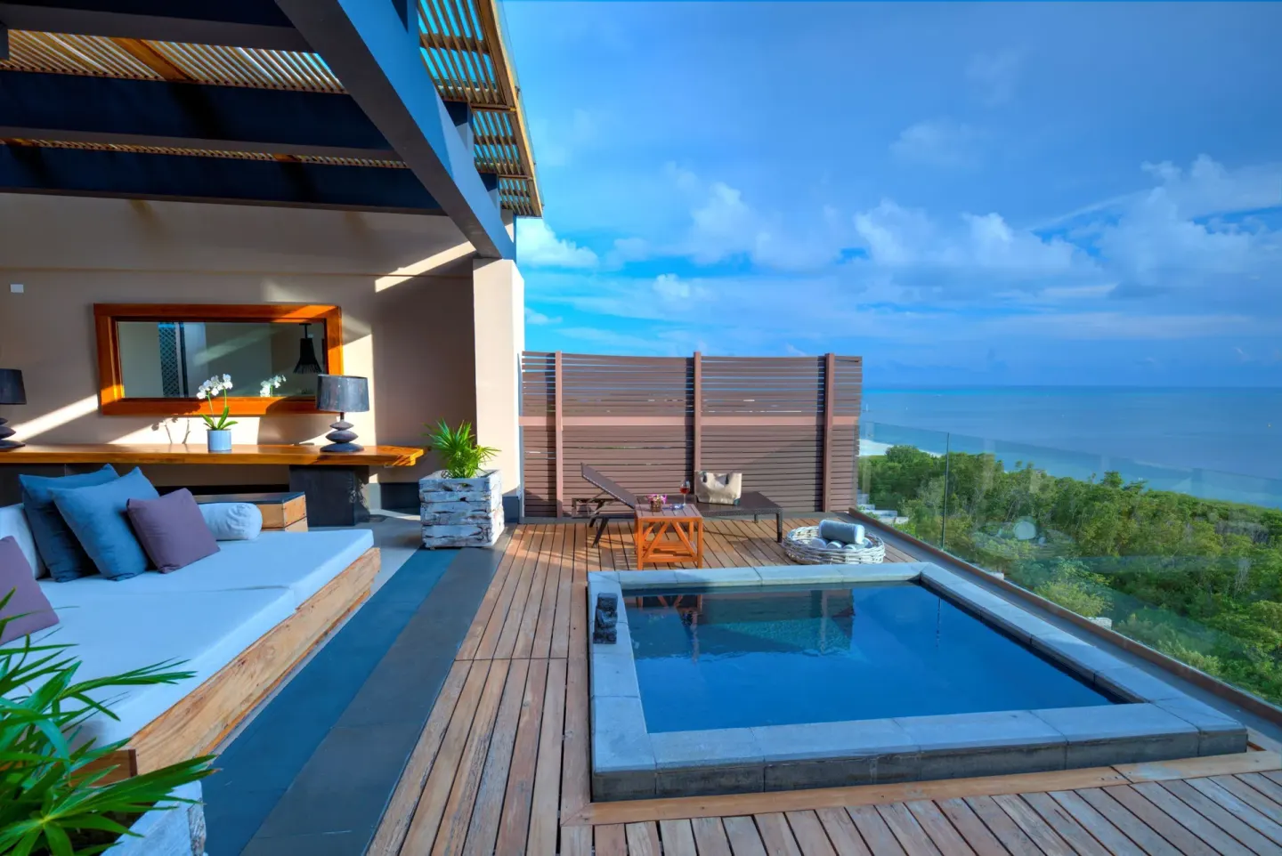 Penthouse terrace with plunge pool, daybed and ocean view at Nizuc Resort and Spa.