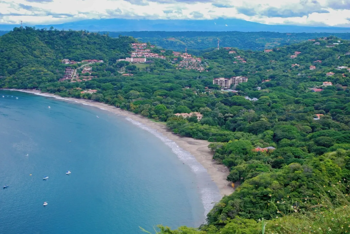 Playa Hermosa 5 Min Drive