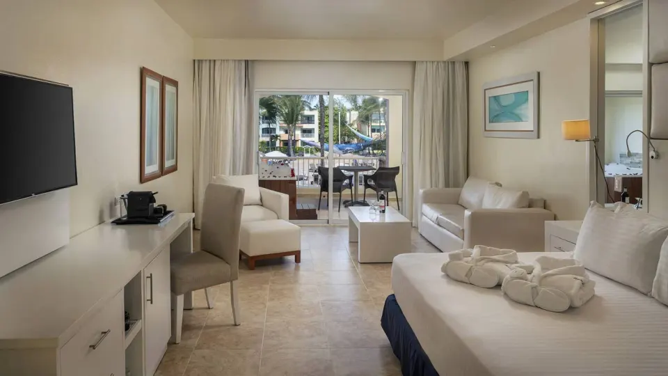 Privilege Honeymoon Junior Suite Official 1