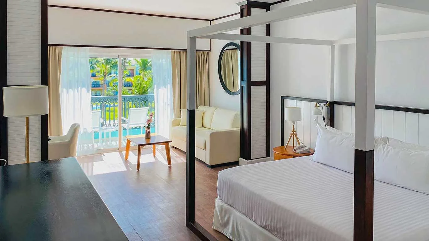 Superior Deluxe Junior Suite Pool View Official 1