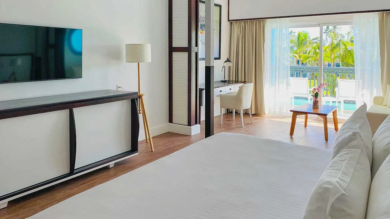 Superior Deluxe Junior Suite Pool View Official 2