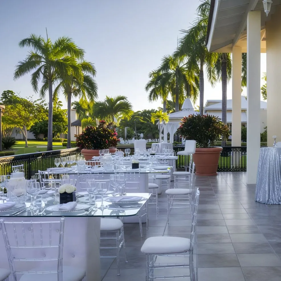 Fountain Gazebo Venue at Ocean Blue & Sand Beach Resort