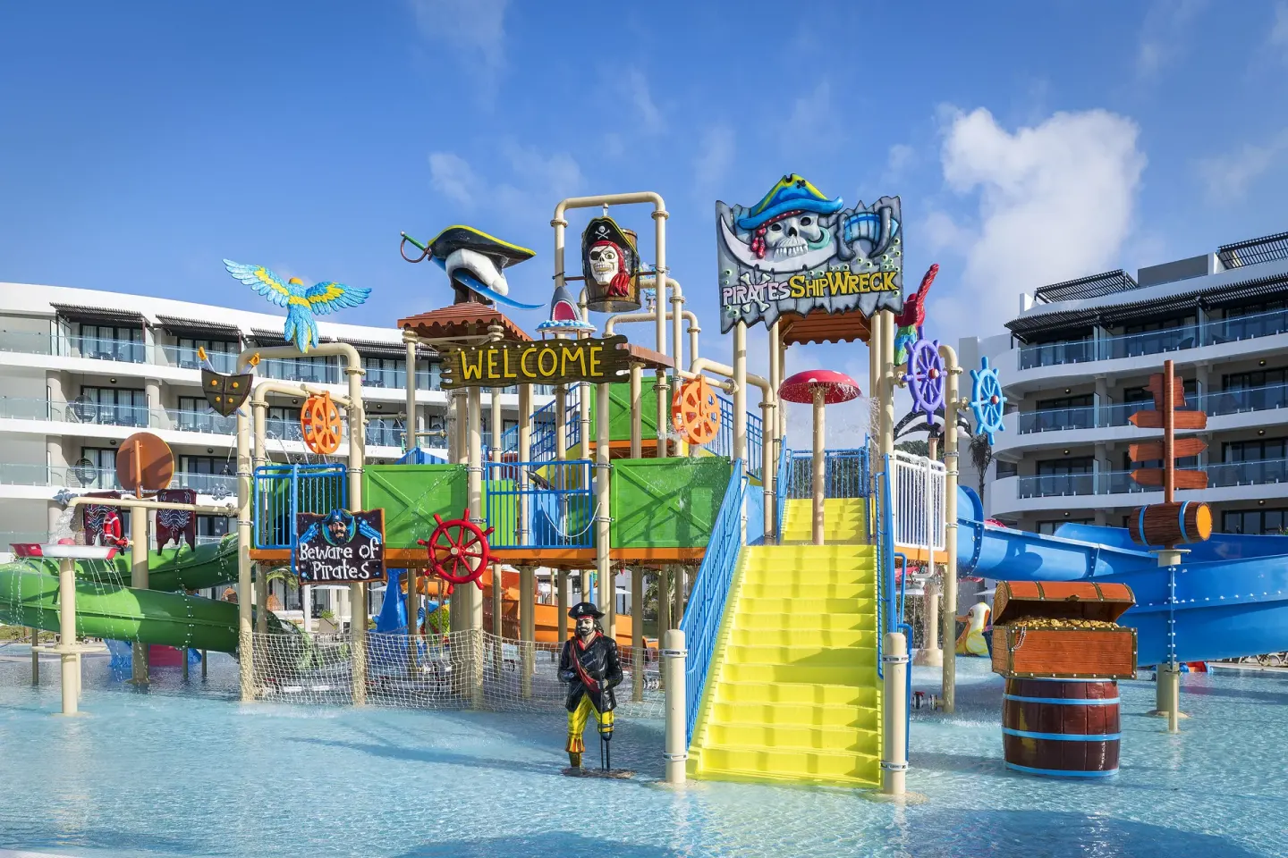 Close view of the pirate-themed water playground at Ocean Coral Spring.