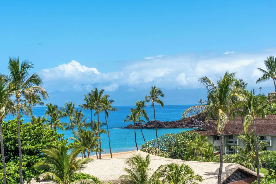 Close ocean view from a Premium Room at Outrigger Kaanapali Beach Resort.