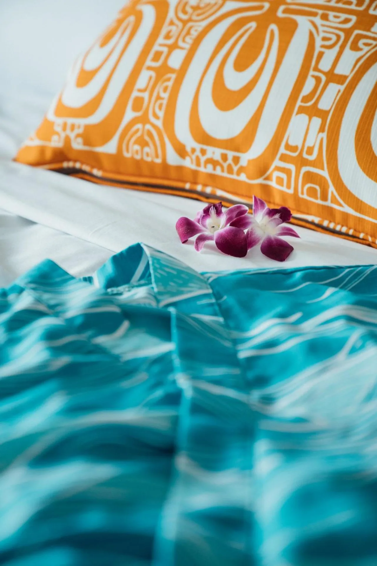 Room Waikiki View Double at OUTRIGGER Waikiki Beachcomber Hotel with king bed detail and modern Hawaiian design in Waikiki.